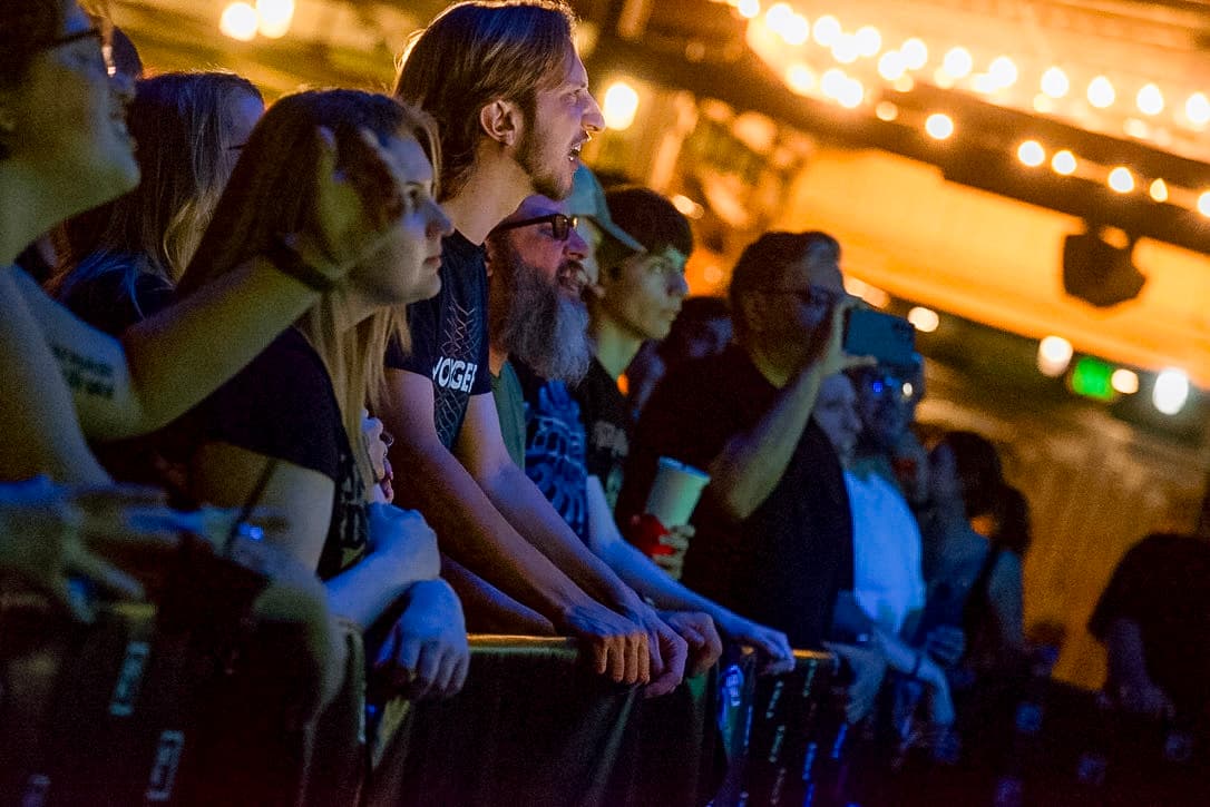Crowd at show